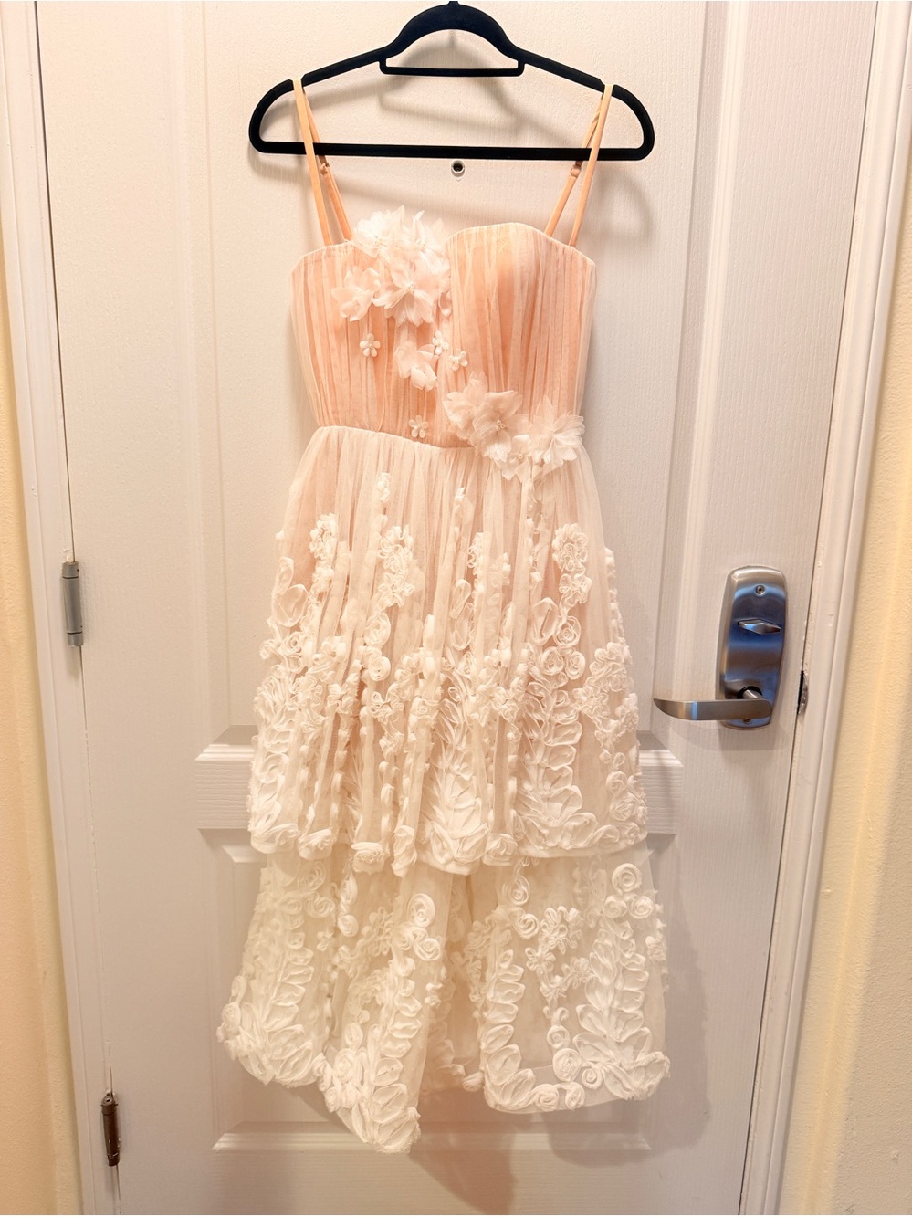 Helsi Juliette strapless 3D floral appliqué White Tiered Midi Dress  Size XS - Picture 5 of 11